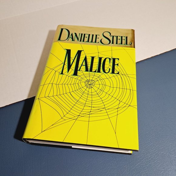 Malice, Hardcover Book, Danielle Steel, 1996, Dust Jacket, $25, Chicago, NY - Picture 9 of 12